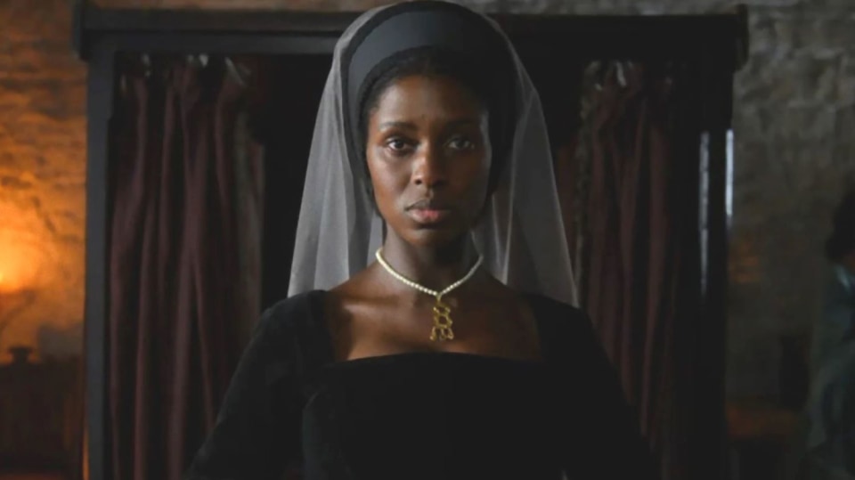 Jodie Turner-Smith jako Anna Boleynová